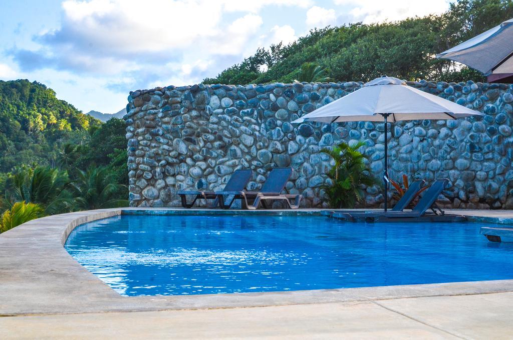 Pagua Bay House - Oceanfront Cabana'S Marigot エクステリア 写真