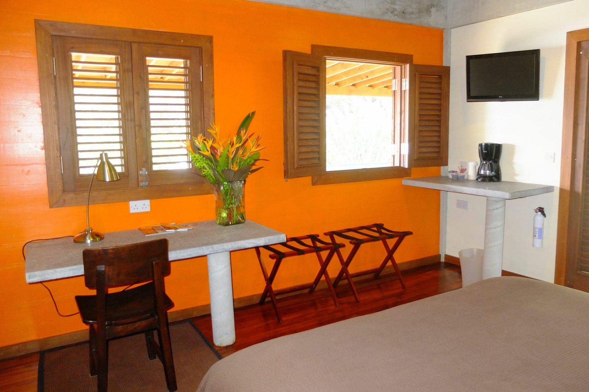 Pagua Bay House - Oceanfront Cabana'S Marigot エクステリア 写真